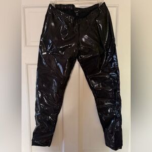 Bebe Black Glossy Leggings with Sleek Fit